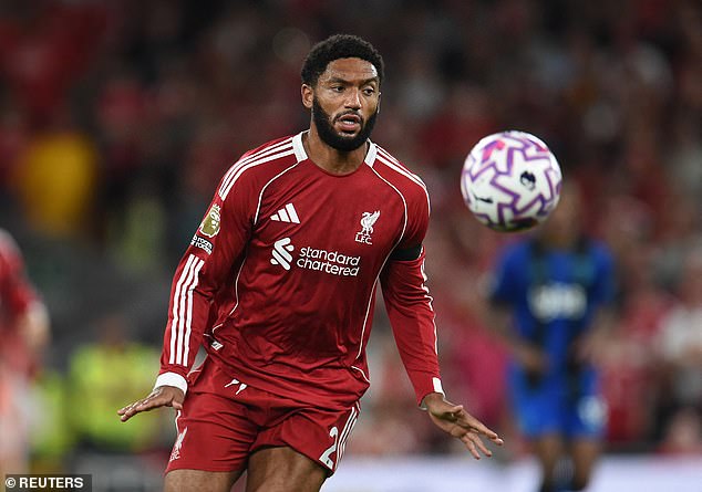 เพื่อนผม! VvD หวัง ‘เทพโจ’ อยู่ปกป้องหงส์ต่อ