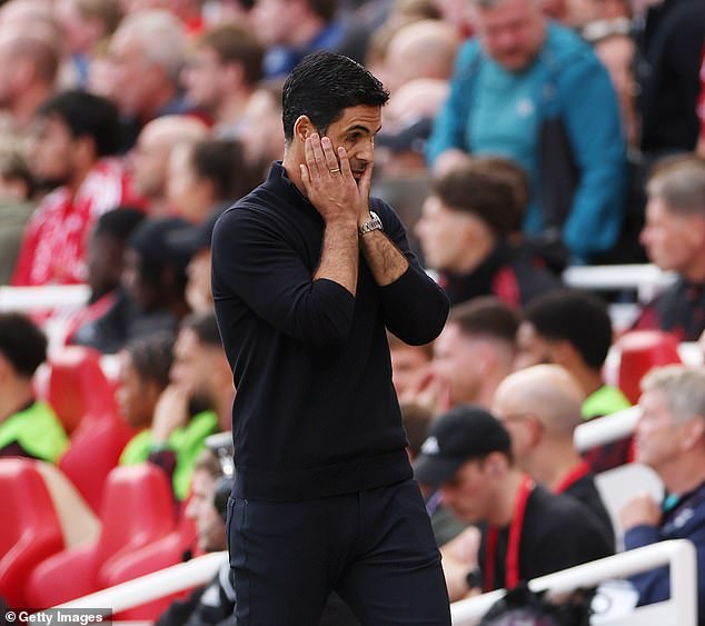 เปลี่ยนหน่อยต้า! กูรูร่วมสับปืนเล่นบอล ‘โคตรน่าเบื่อ’