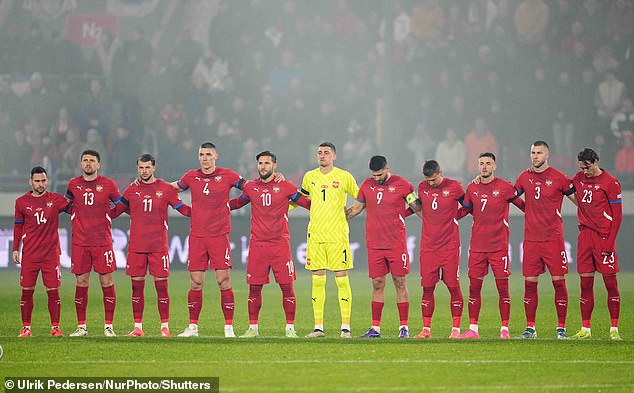 เซิร์บโดนสั่งปิดสแตนด์บางส่วนเกมชนสิงโต