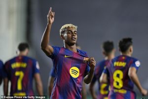 ยูฟ่าเลื่อนตัดสินใจ ‘ลาลีกา, เซเรียอา’ ขอจัดต่างแดน