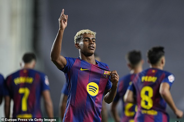 ยูฟ่าเลื่อนตัดสินใจ ‘ลาลีกา, เซเรียอา’ ขอจัดต่างแดน