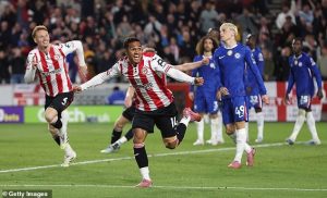 สุดหล่อติง ‘การ์นาโช่’ ประกบพลาดโดนผึ้งยิงท้ายเกม