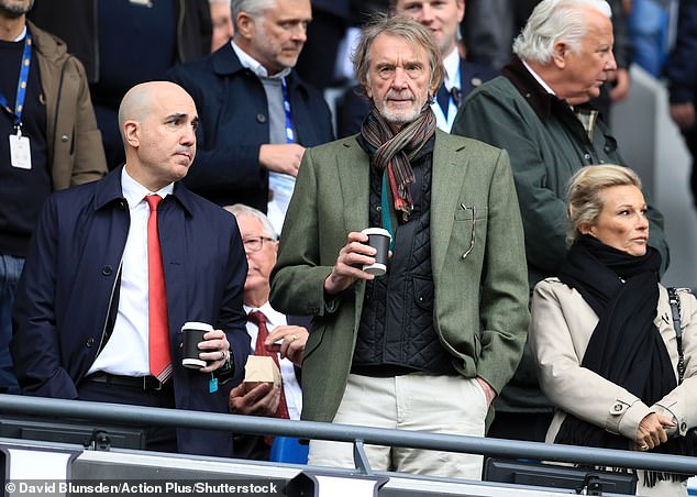 ไหนอาการมันยังไง! เผย ‘เซอร์จิม’ บินเมืองแมนฯ ถก ‘บอสเจ๋ง’