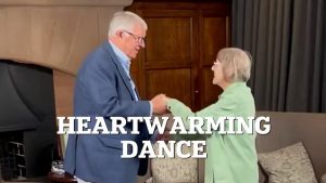 ใจฟู..’ป๋า’ ร่วมเต้นรำแฟนผีป่วยสมองเสื่อม