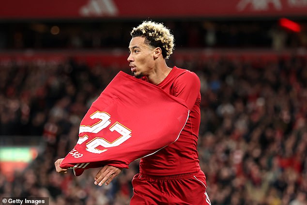 แค่เรียกมาด่า?! ‘สล็อท’ ปัดข่าวปรับเงิน ‘เอกิติเก้’ 2 วีค