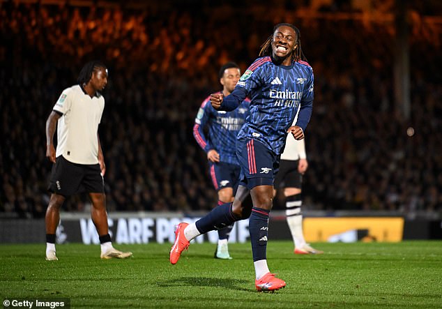 ‘เอเซ่’ หยอด ‘พี่ต้า’ ใส่ใจทุกรายละเอียดช่วยยกระดับฝีเท้า