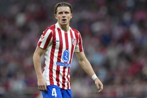 ผีจ่ายไม่ไหว! เฟิร์ม ‘กัลลาเกอร์’ อยู่ตราหมีต่อ