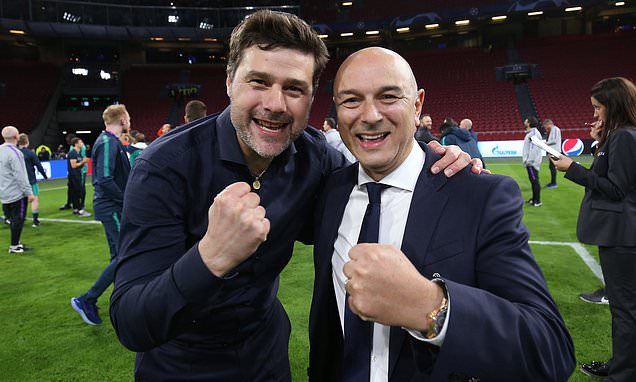 ‘พอช’ ช็อคข่าว ‘เลวี่’ อำลาเล้าไก่