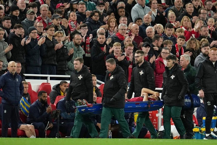 เพิ่งลงนัดแรก…เผย ‘เลโอนี่’ ACL ฉีกพักหลายเดือน