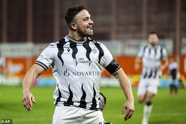 ‘ชากิรี่’ เลือก ‘เป๊ป’ โค้ชเก่งสุดที่เคยเล่นให้