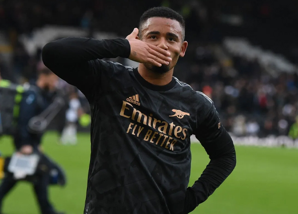 ปืนอาจเลหลัง ‘เชซุส’ ตลาดหน้าหนาว