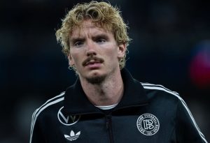 ไม่แฟร์! อดีตแข้งติงแฟนเบียร์โห่ ‘น้องนิค’