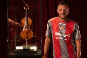 เครโมเนเซ่สอย ‘วาร์ดี้’ ล่าตาข่ายสัญญา 1+1 ปี