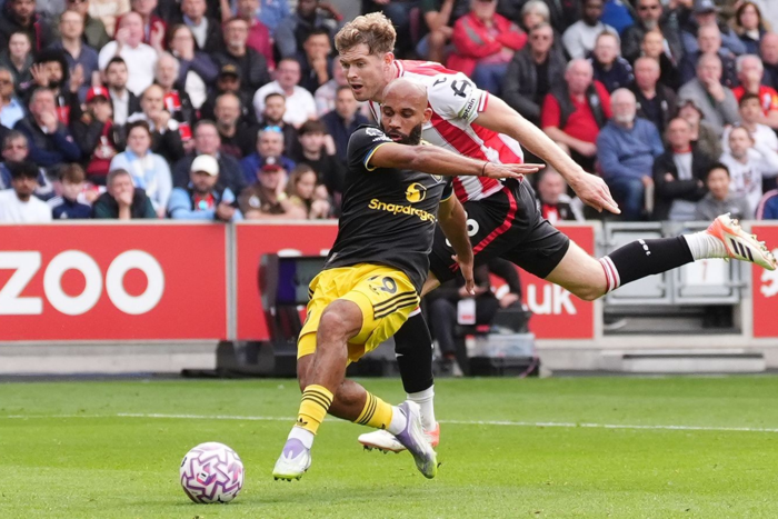 ‘พี่เจ๋ง,อดีตเปา’ ไม่เห็นด้วย ‘คอลลินส์’ รอดแดง