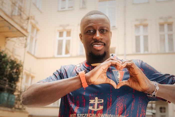 ‘เมนดี้’ อดีตแบ็คเรือเซ็นซบทีมโปแลนด์