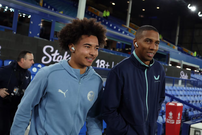 ทีมเดียวกับพ่อ! ‘ลูกอ.ยัง’ เซ็นร่วมอิปสวิช