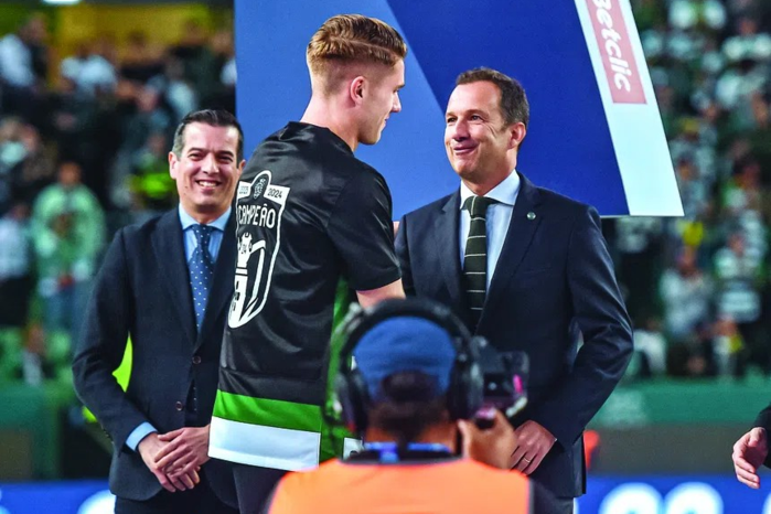 วารันดาสยัน ‘เยอเคเรส’ ยังเป็นตำนานสปอร์ติ้ง