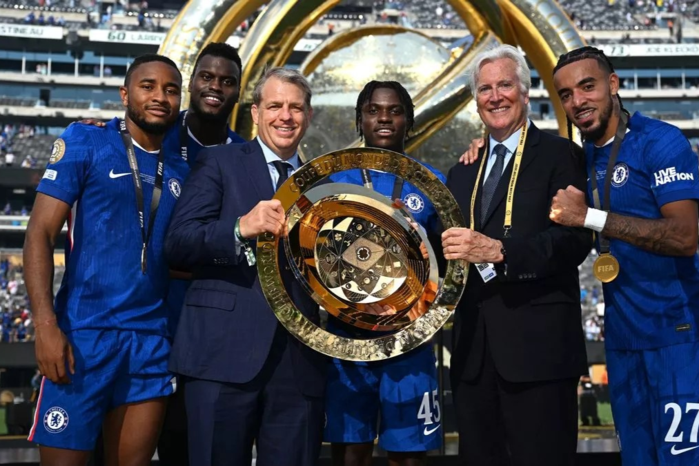 ทำสถิติ! ‘สิงห์’ ทีมแรกขายผู้เล่นได้เกิน 300 ลป.