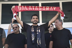 ‘กุนโดกัน’ ลาเรือใบเซ็นฟรีซบกาลา