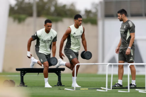 เร็วกว่ากำหนด! ‘จู๊ด’ ซ้อมมื้อแรกหลังผ่าไหล่