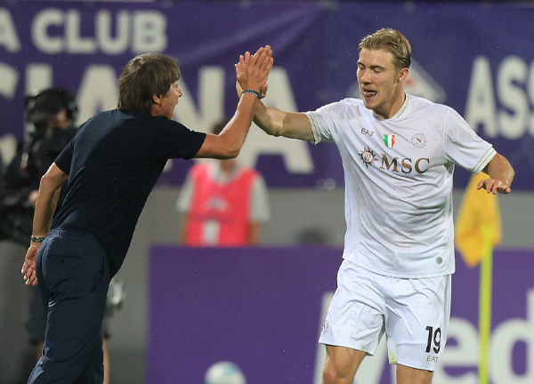 เดี๋ยวน้าปั้นเอง! คอนเต้ซูฮก ‘ฮอยลุนด์’ อนาคตสดใส