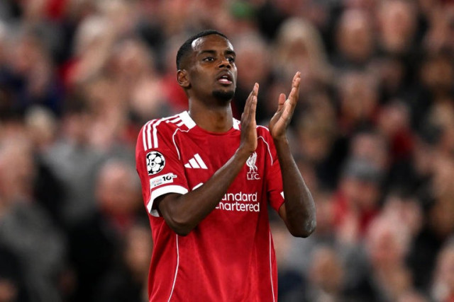 ให้ผ่าน! VvD ชมผลงาน ‘อิซัค’ เดบิวต์หงส์