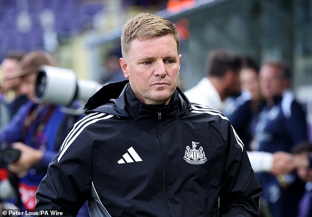 แต่ไม่เอาทินดัล! ‘สโคลส์’ เลือก ‘ฮาว’ เหมาะงานกุนซือผี