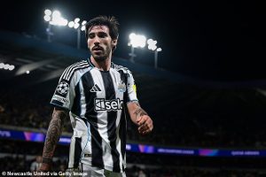 เก่งกว่า ‘ไรซ์’! ‘หมามุ่ย’ ยก ‘โตนาลี่’ ยอดมิดฟิลด์ EPL