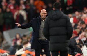 ‘สล็อท’ โอดผีเล่นแต่ ‘รับต่ำ+บอลยาว’