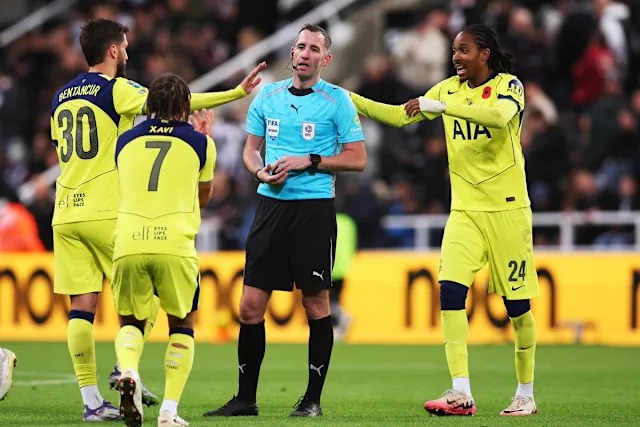 แฟร้งค์ฉุนเปาปล่อยสาลิกายิงตอน ‘สเปนซ์’ ผูกเชือกสตั๊ด