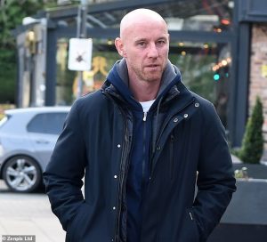 เน่าทั้งหลุม…’บัตต์’ อัดผีดึง ‘ป๋า’ คัมแบ็คก็เอาไม่อยู่