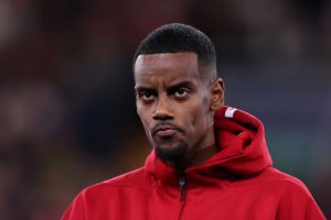 ‘อิซัค’ ปลอบหงส์กลับมาได้หลังพ่าย 3 นัดติด