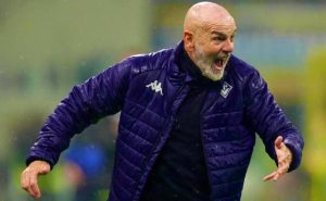 9 นัดไร้ชัย…ม่วงเริ่มไม่ทนเล็งปลด ‘ปิโอลี่’