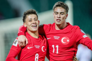 กูเลร์เปิดงาน! ยิลดิซเบิ้ล ‘ไก่งวง’ ถลุงบัลแกเรีย 6-1