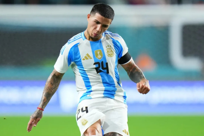 ‘เอ็นโซ่’ เจ็บเข่าถอนทัพฟ้าขาว