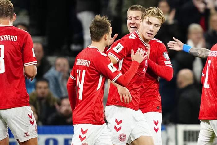 ฮอยลุนด์ฉกยิง! ‘โคนม’ อัด 3-1 กรีซร่วงคัดบอลโลก