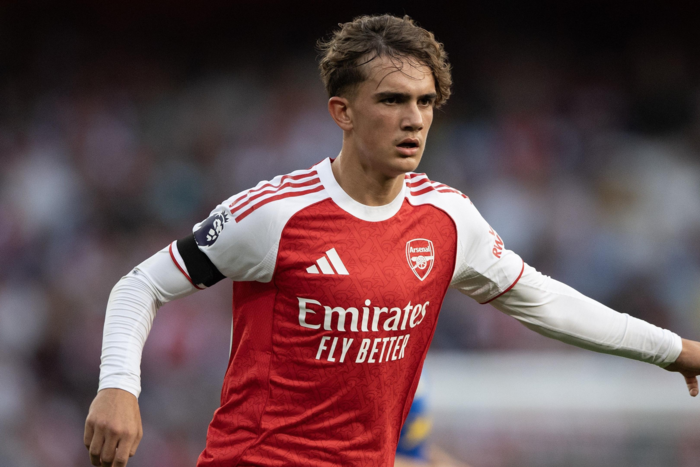 ‘ดาวแมน’ สร้างสถิติเด็กสุดลงตัวจริง ‘ปืน’