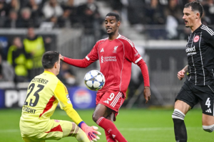 สล็อทชี้แจงเปลี่ยนตัว ‘อิซัค’ เพราะเจ็บ