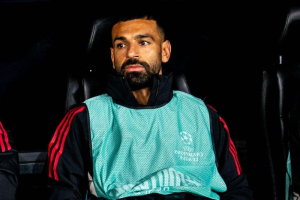 ‘บังโม’ ลบประวัติ-รูป ‘หงส์’ จากโปรไฟล์โซเชียล