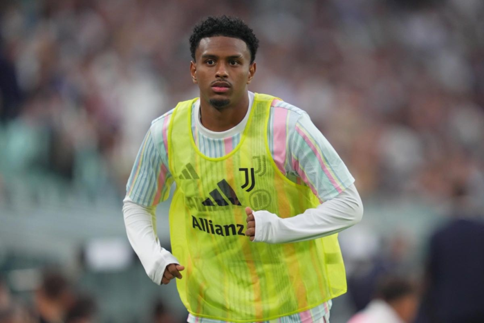 ‘คาบาล’ แบ็คยูเว่เจ็บต้นขา พักเกือบ 2 เดือน