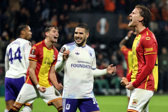 บูเอนเดียพลาดโทษ! ‘วิลล่า’ นำต้นเกมแพ้โกอเฮด 2-1