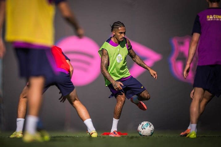 บาร์ซ่ายิ้ม ‘ราฟินญ่า’ หวนซ้อมก่อนเอล กลาซิโก้