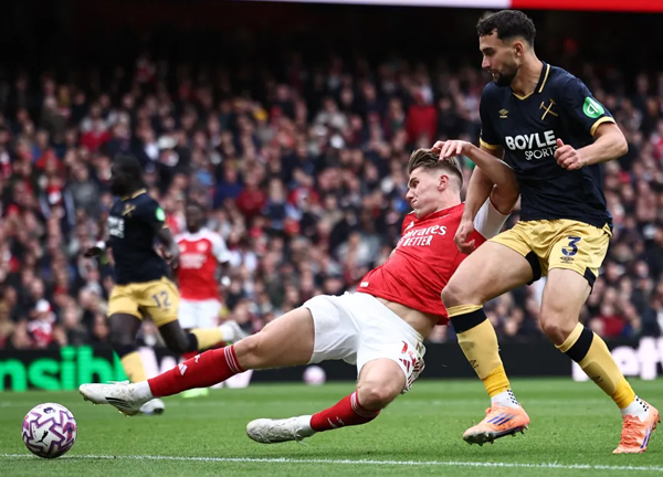 พี่ต้าชม ‘เยอเคเรส’ มีประโยชน์กับทีมแม้ไร้สกอร์