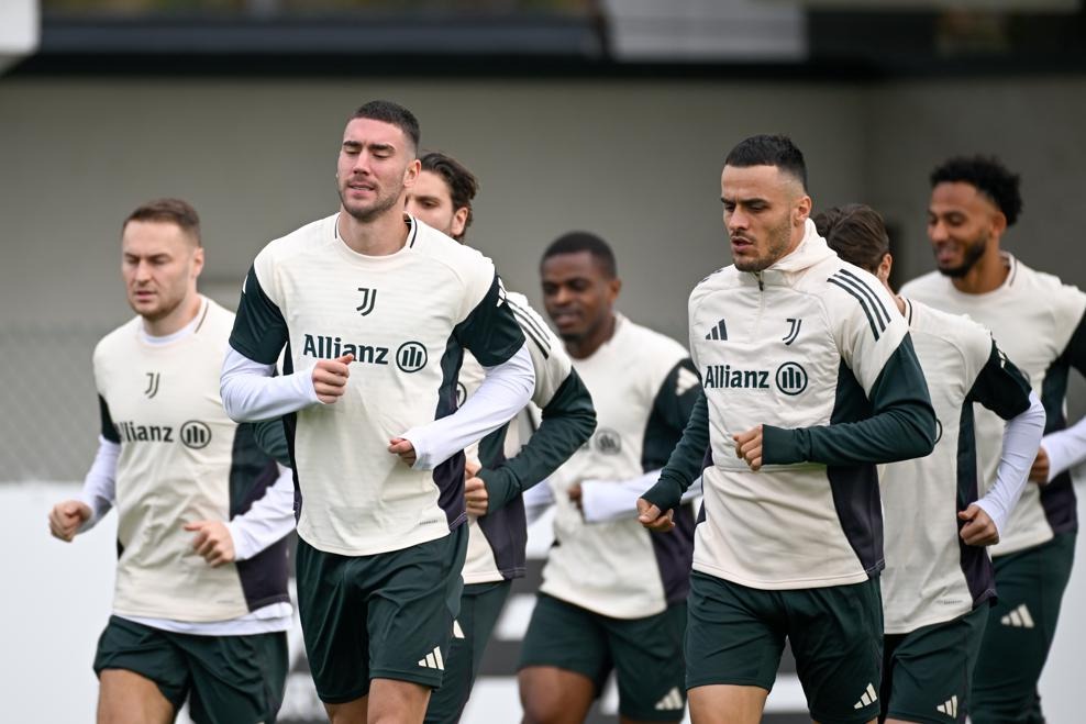 ราชันขาดหลังเพียบดวลม้าลาย, หงส์ไร้ ‘กราฟ’ เจอแฟรงเฟิร์ต…ปรีวิว UCL