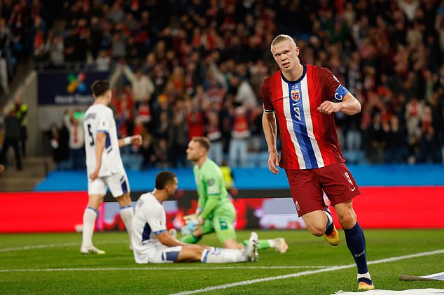 เก่งเกิ๊น! ‘ฮาลันด์’ พลาด 2 โทษ ยังตะบันแฮตทริก