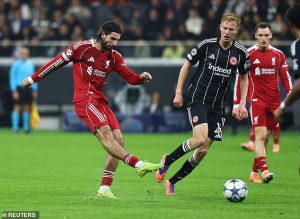 โรมาโน่เผย ‘หงส์’ ยื่นสัญญาใหม่ ‘ดอม’