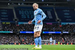 เคร้าช์เต้นดีกว่า! ‘ฮาลันด์’ เผยที่มา ท่าเต้น ‘โรบ็อท’