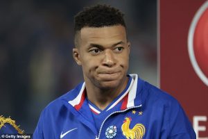 ‘ปธ.เป้’ เจ็บข้อเท้าซ้ำ ถอนตราไก่กลับราชัน