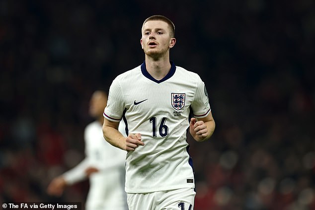 ต้องกล้าเรียกบอล! ‘คีน’ จี้ ‘วอร์ตัน’ เล่นอ่อนโยนไป