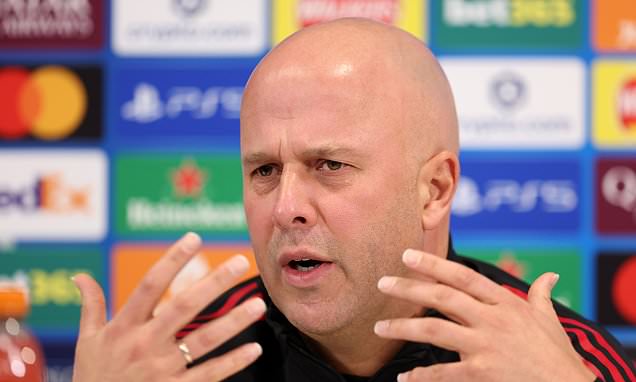 ‘สล็อท’ เปิดใจรับไม่ได้ฟอร์มหงส์ออกทะเล